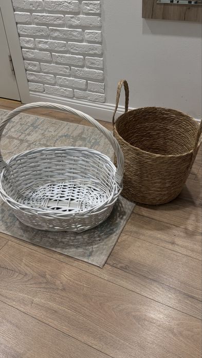 Продам две корзины
