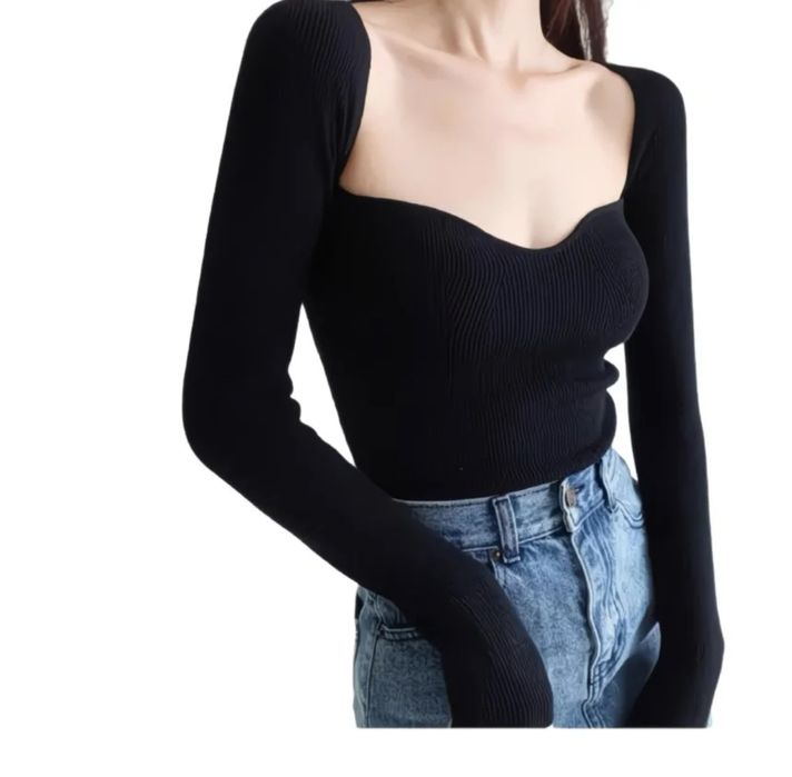 кофта с открытыми плечами