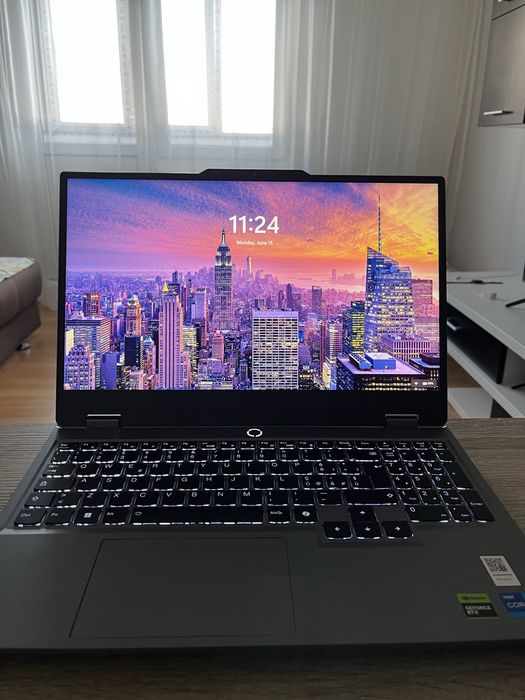 Laptop lenovo loq