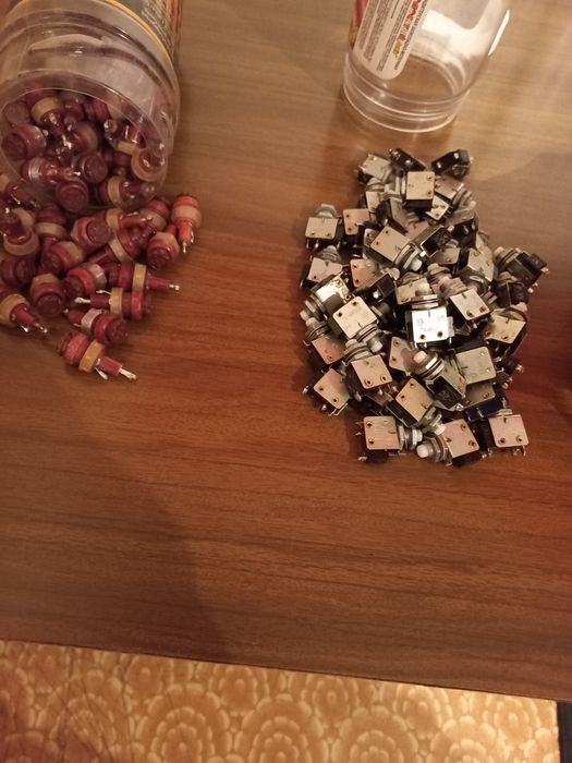 Советские радио лампы,тумблер.