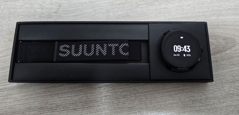 Suunto Run All Black.