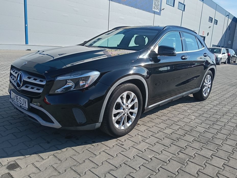 MERCEDES-BENZ GLA 2017 — imagine 2