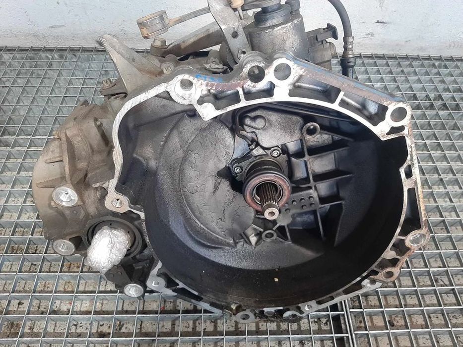 cutie viteze manuala m32 1.6 b a16xnt opel zafira c   6 trepte