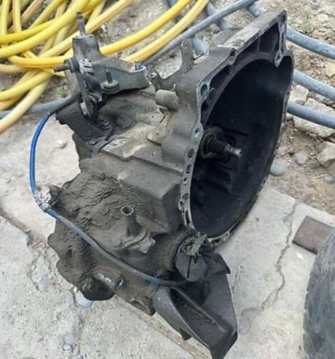 Мазда запчаст примаси