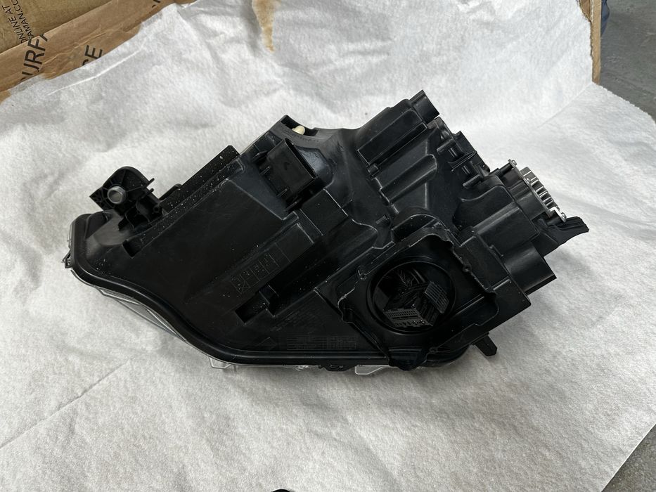 Far dreapta full led vw taygo.cod:2G7941078.