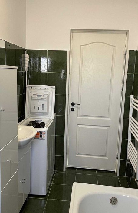 P.F. Vând apartament cu o camera
