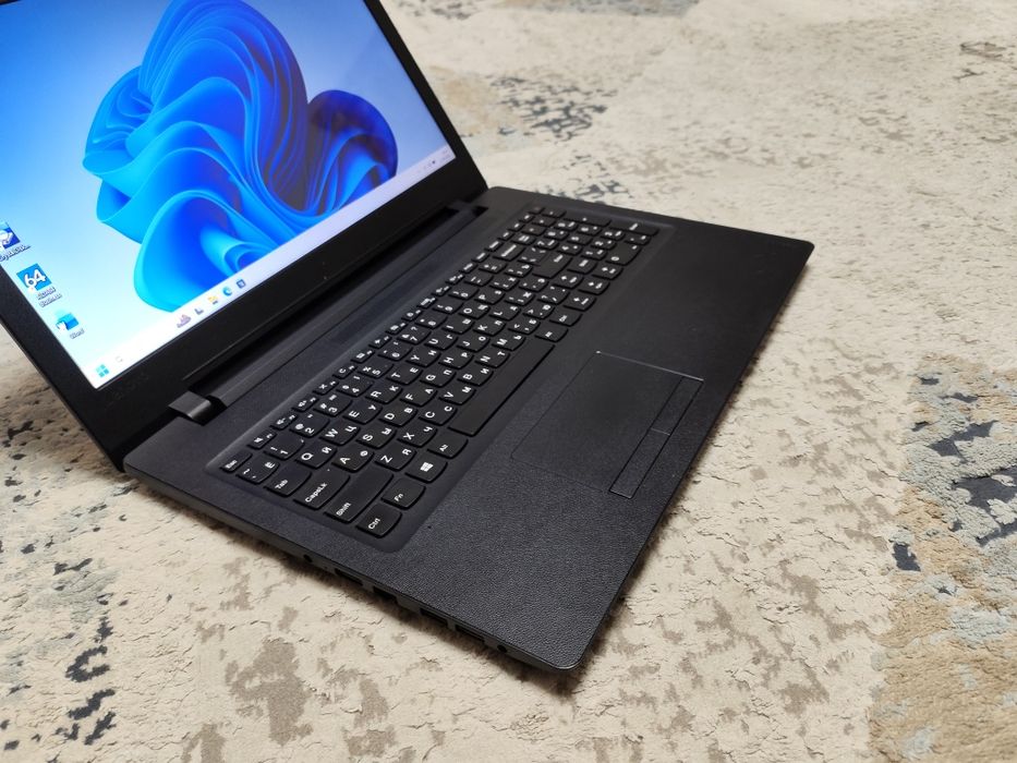 Отличный с SSD ноутбук Lenovo