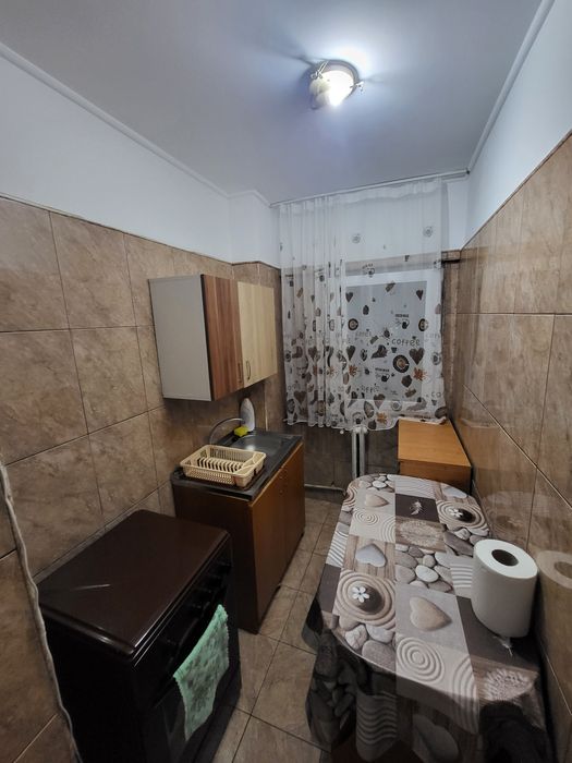 Garsoniera  de închiriat