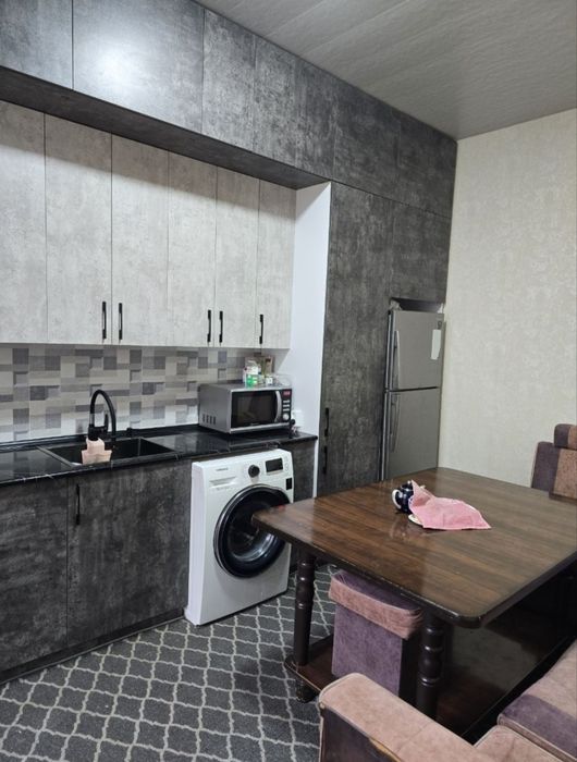 Куктеракдан утганда Қайнамада 2 этаж 1.7 сотиг 6 хона ховли сотилади