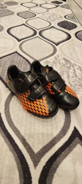 Детски футболни обувки 30 номер