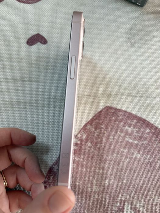 iphone 13 розов