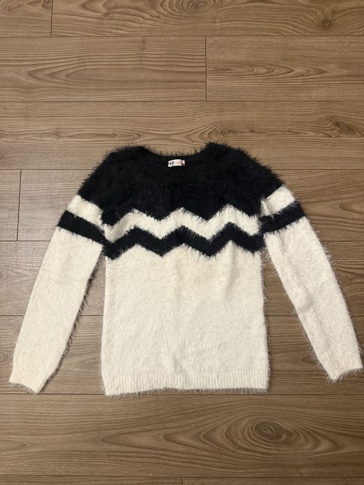 Пухкава блуза с дълъг ръкав