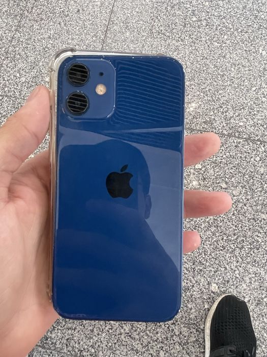 Продам айфон 12 мини