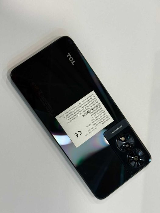 TCL 505 – 128GB / 8GB RAM
