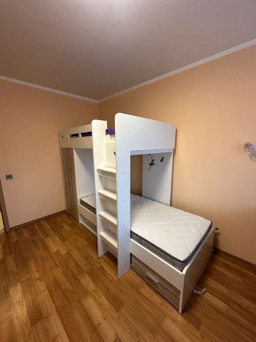 Двуетажно детско легло