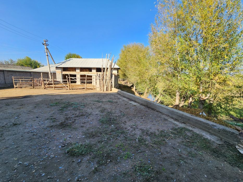 Qurilib bitmagan uy !