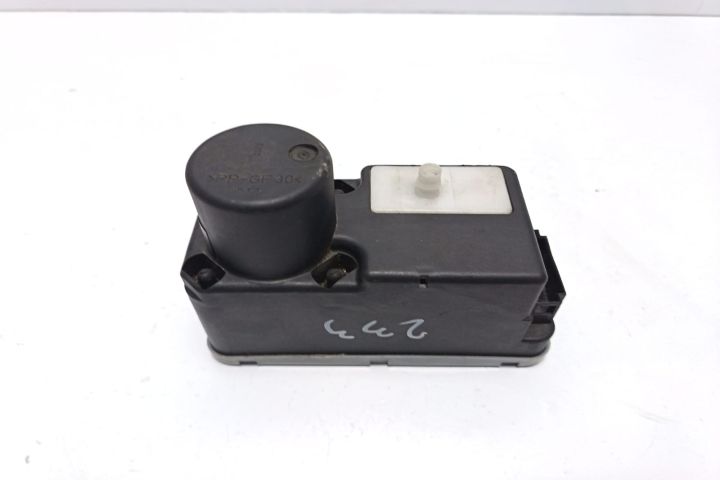 Pompa inchidere centralizata 1H0962257J Volkswagen VW Polo a 3-a gene