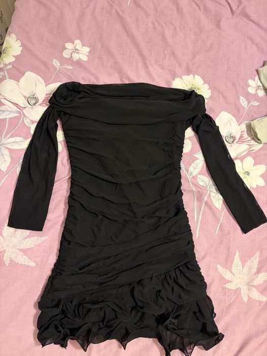 Черна къса рокля