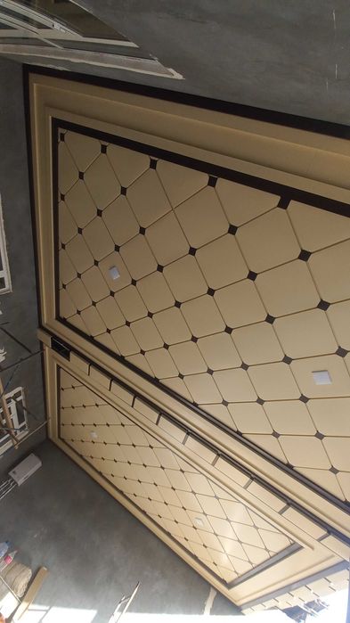 Tunikabond va Travertin