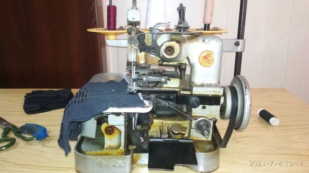 Продается оверлог