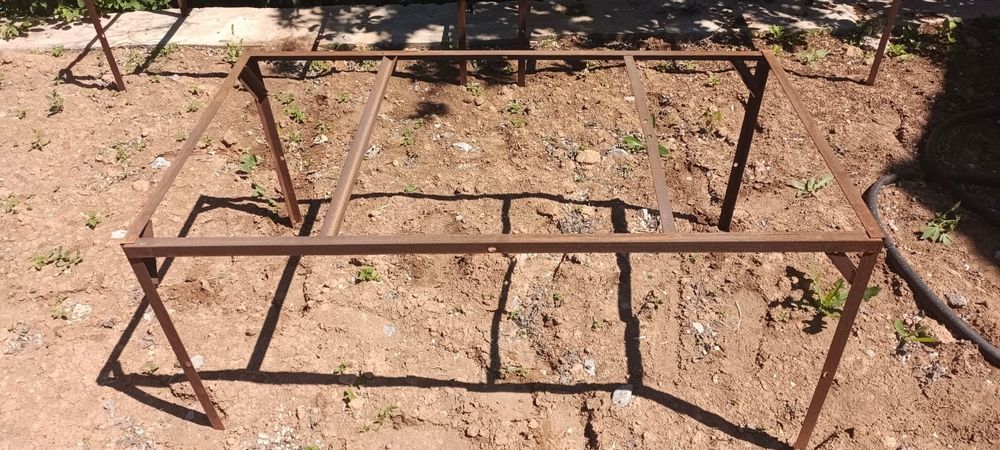 Продам металлический каркас