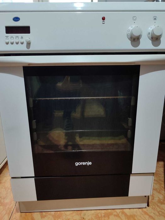 Готварска печка gorenje със инструкционни котлони