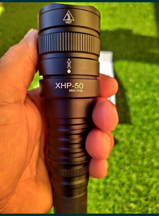 Lanterna profesionala CREE XHP-50 VÂNĂTOARE, 100%metal pt arma