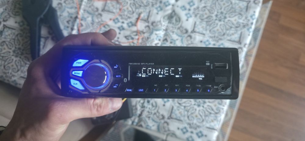 Кутии за елипси 6х9 усилвател и радио
