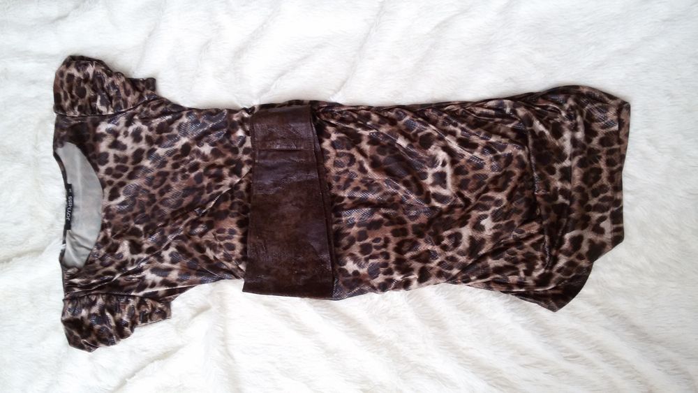 Платье женское..