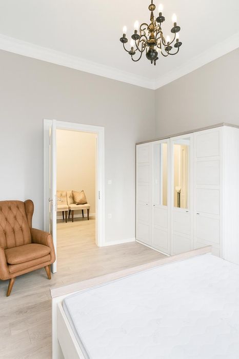 Дава се под наем Етаж от къща в Пловдив, Център - 90 кв.м за 715 € - Снимка #5