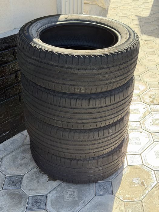 Летние шины 215/60/17 nokian