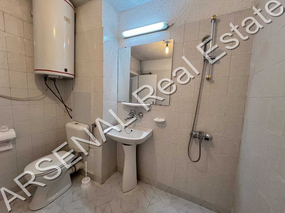 Дава се под наем Двустаен апартамент в София, Хиподрума - 85 кв.м за 550 € - Снимка #5