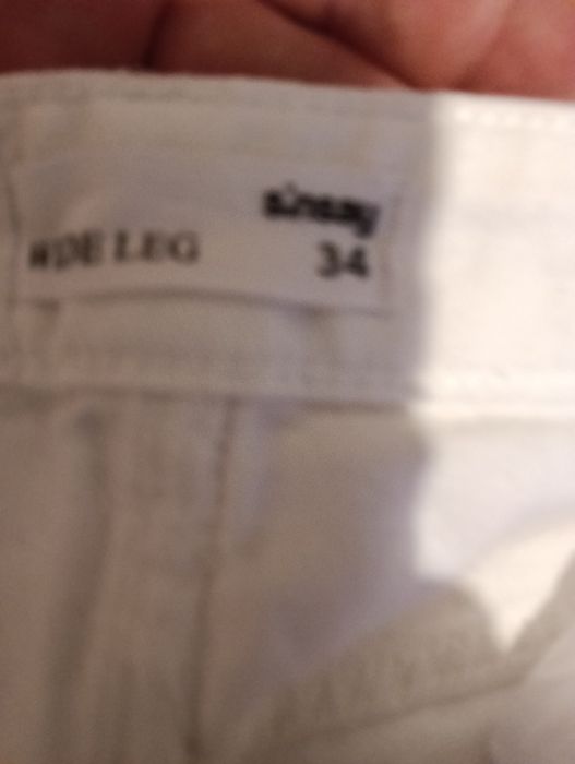 Blug Alb damă mărimea XS.