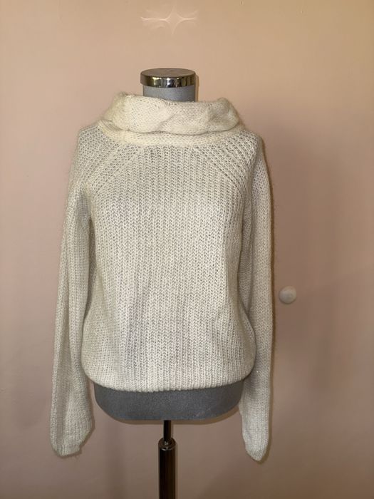 Много запазени връхни дрехи - ИЗГОДНО