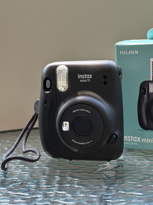 Фотоапарат за моментни снимки FUJIFILM INSTAX MINI 11 GREY