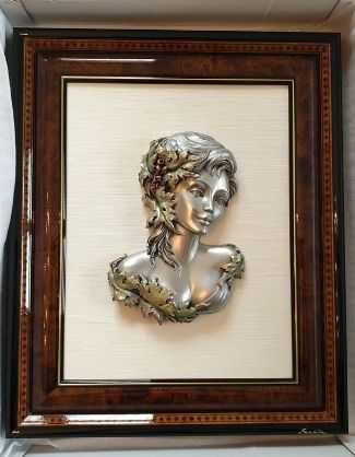 Продавам автентичен Cadre Etain du Prince Neuf