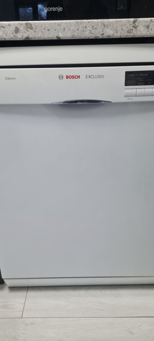 Продавам съдомиялна Bosh