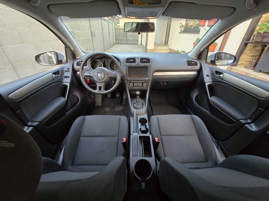 Volkswagen Golf 6 1.6 TDI - 239250km