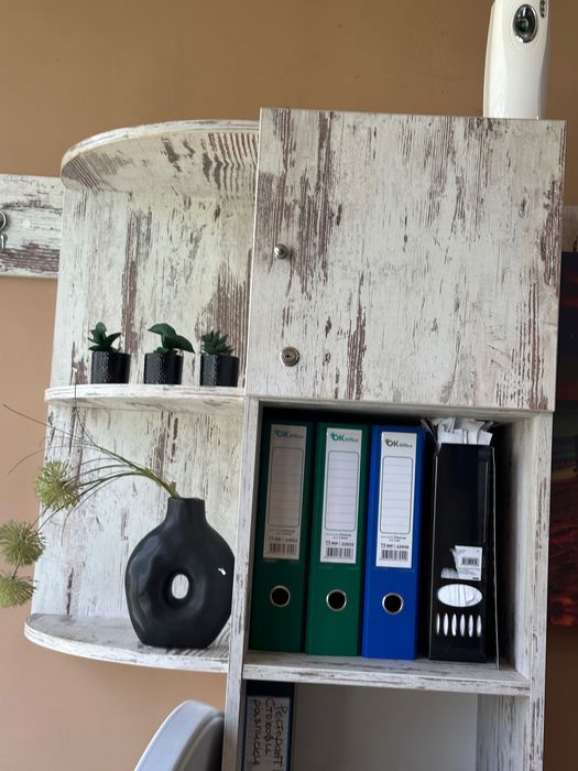 Офис обзавеждане