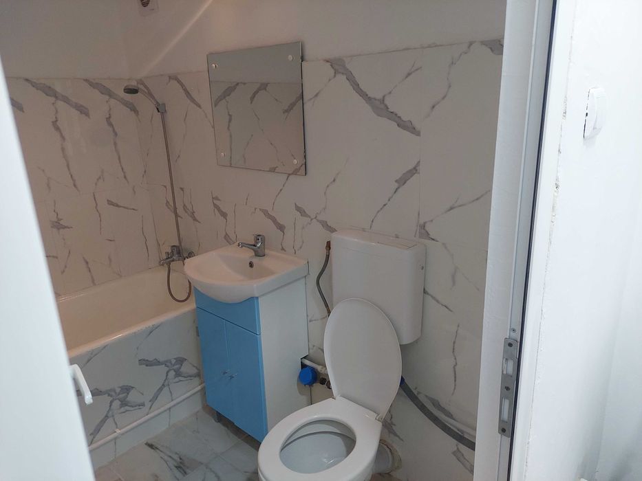 ofer spre inchiriere apartament cu doua camere zona Tiglina 2
