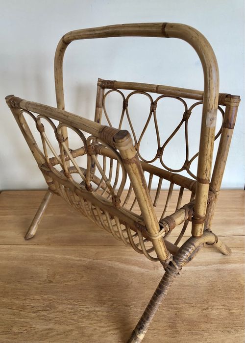 бамбукова стойка за съхранение на списания, вестници, винилови плочи