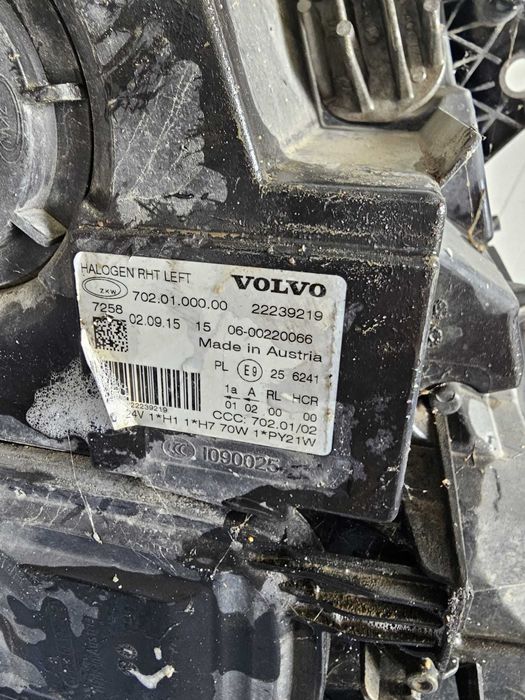 Far stanga H1/H7/LED/PY21W electric potrivit VOLVO FH II, FH16 II 2015