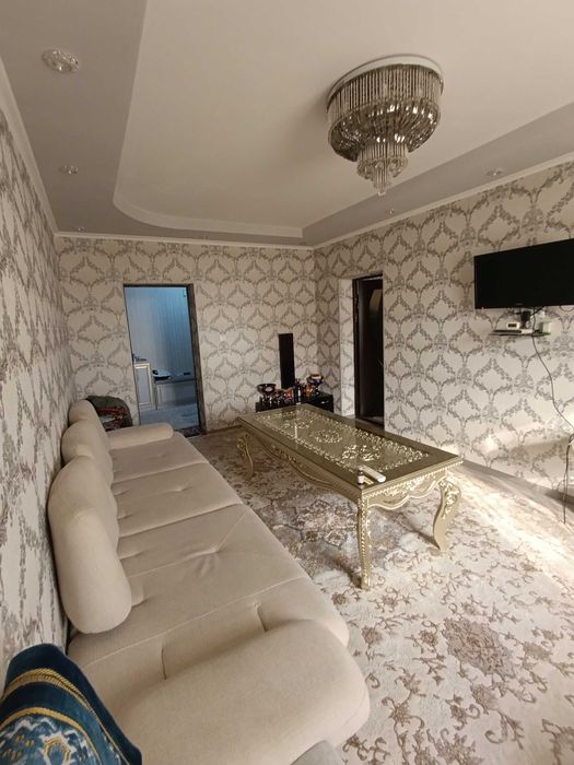 Sergeli Doʻstlik-2 mavzesida 3 xonali kvartira sotiladi