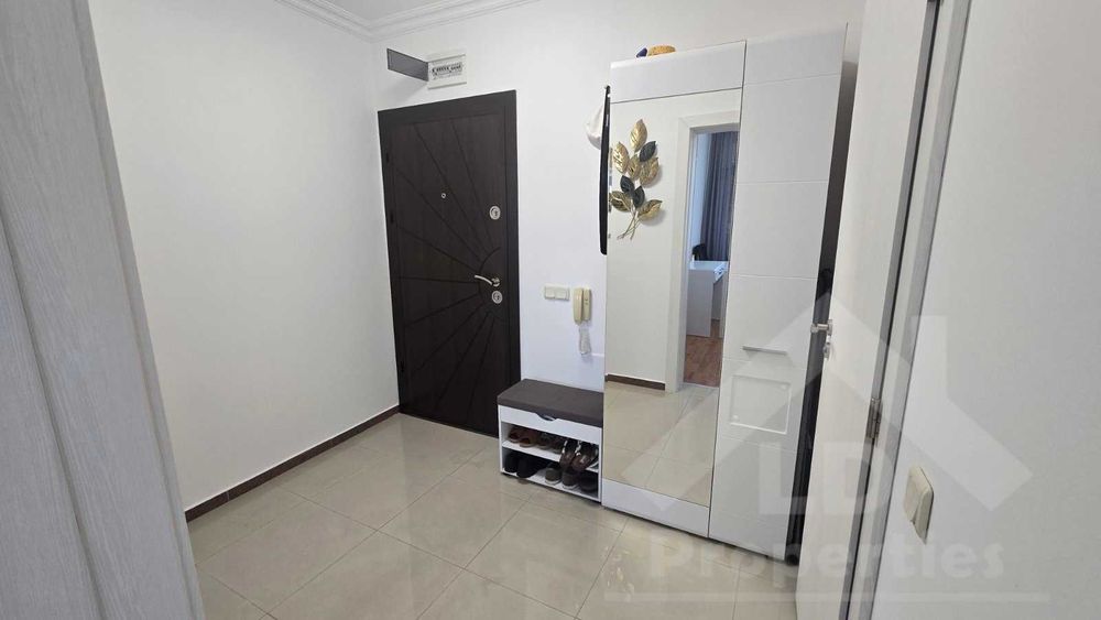 Продава се Двустаен апартамент в к.к. Св.Св. Константин и Елена - 74 кв.м за 1261 €/кв.м - Снимка #5