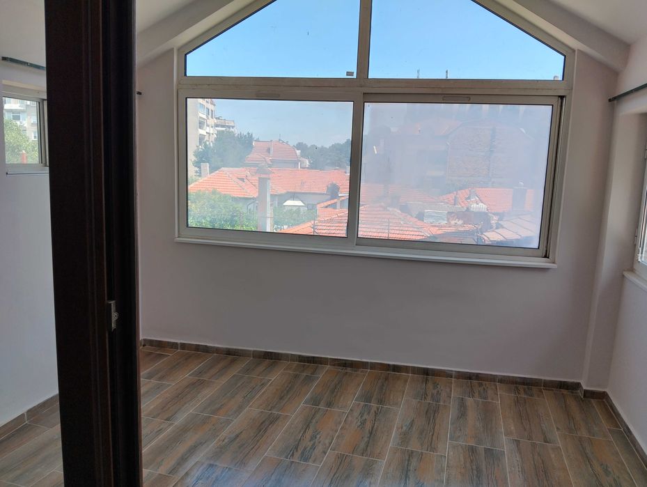 Дава се под наем Двустаен апартамент в Силистра, Център - 67 кв.м за 255 € - Снимка #4