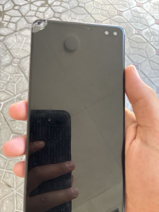 Samsung s10+ б/у