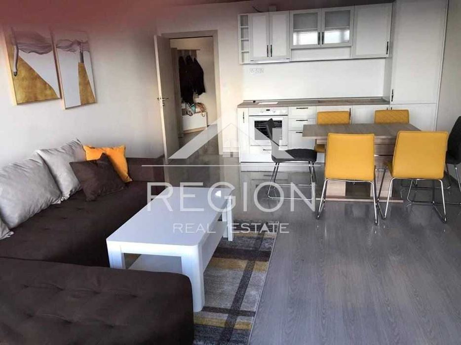 Дава се под наем Двустаен апартамент в Варна, Възраждане 1 - 65 кв.м за 382.5 € - Снимка #2