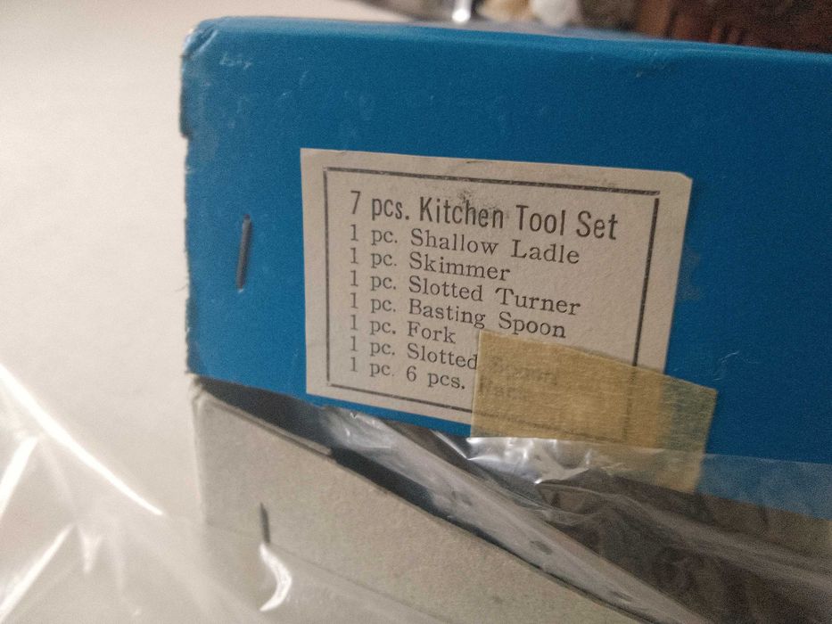 Винтидж Японски готварски прибори 1981година  неизползвани