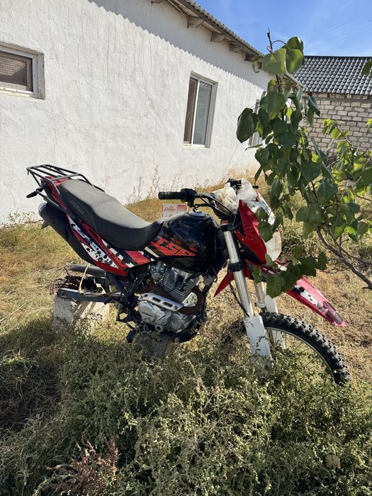 Мотоцикл jelmaya