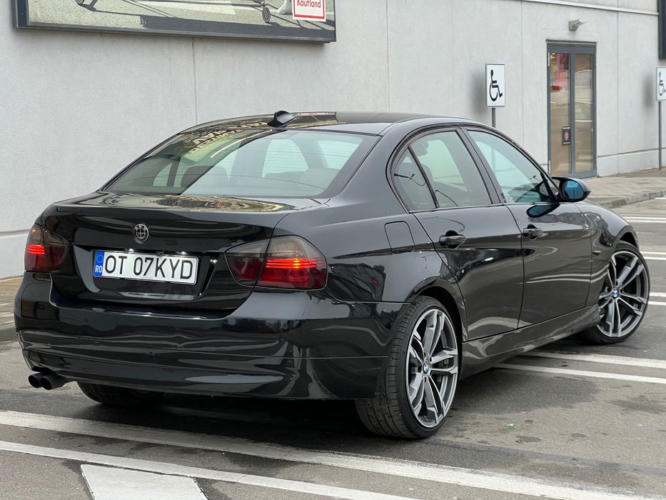 BMW E90 320d/ 163cp/ Navi mare/ Xenon/ Bara M